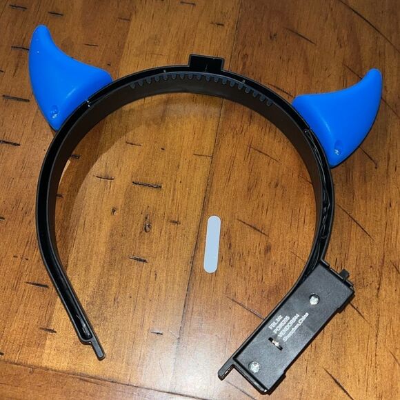 Go! Duke University Blue Devils Basketball Glow Light Up Horns Headband Costume - Picture 3 of 4